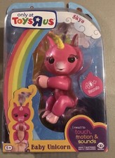 WowWee Fingerlings Pink Baby Unicorn Skye Toys R Us Exclusive new
