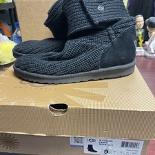 Ugg Australia Women's 5819 W / BLK Classic Cardy Knit Sz 9