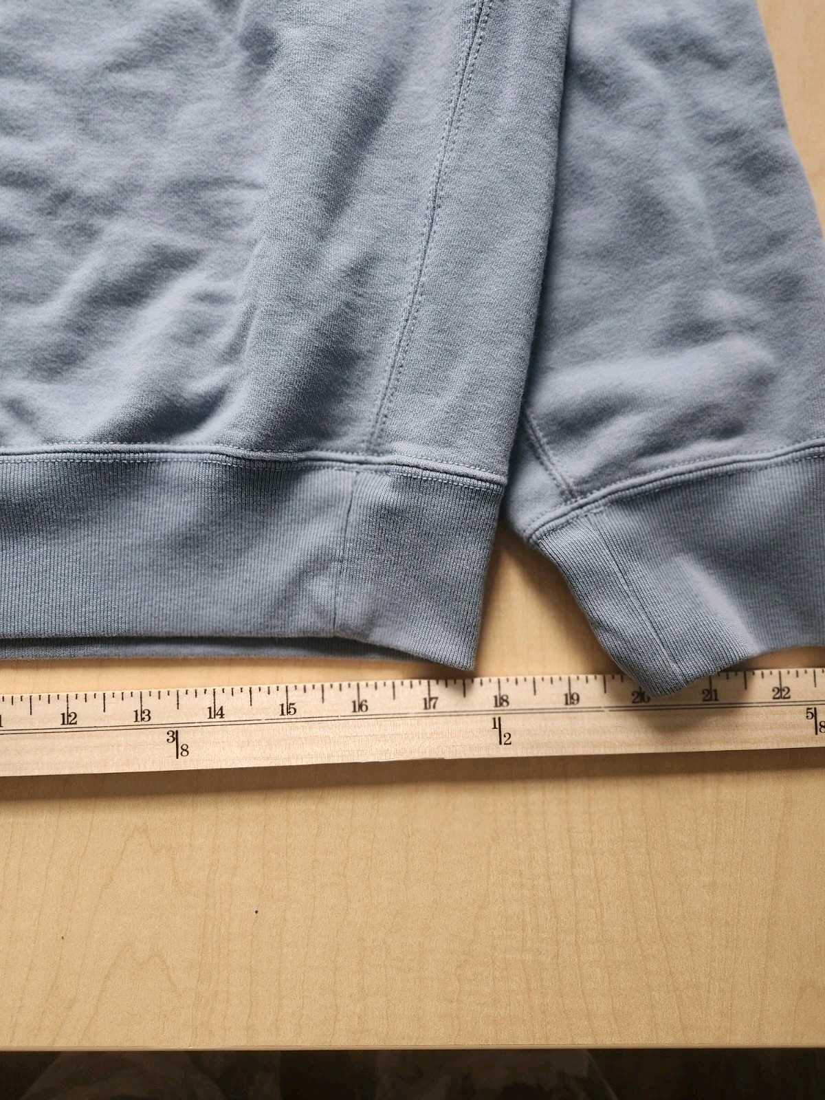 Uniqlo Cotton-Poly Blend Blue Crewneck Sweater Men's Size Medium image 6