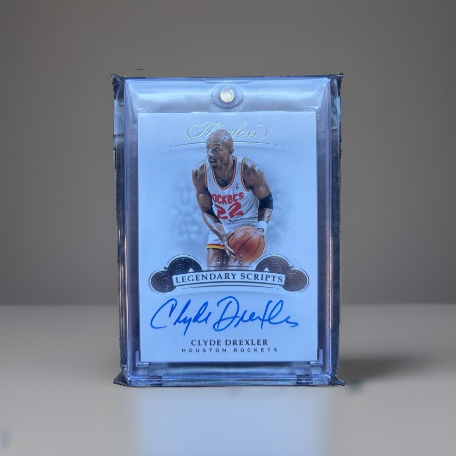 Panini Flawless 2018-19 Clyde Drexler Rockets Legendary Scripts Auto LS-CDX /25 view 1