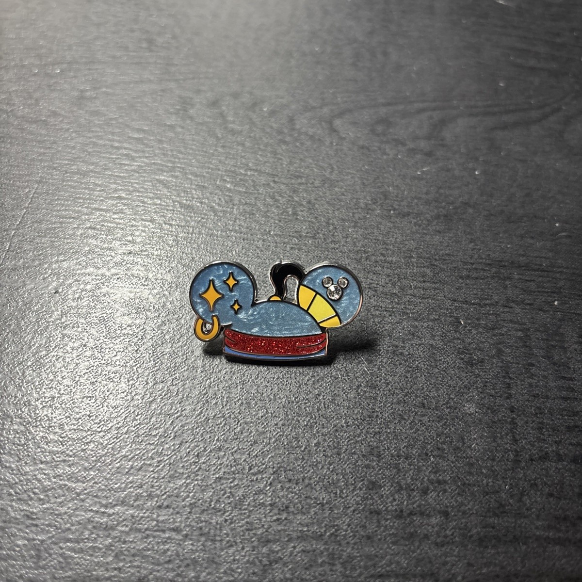 2025 Disneyland Hidden Mickey Wave B Genie Super Chaser Pin | eBay