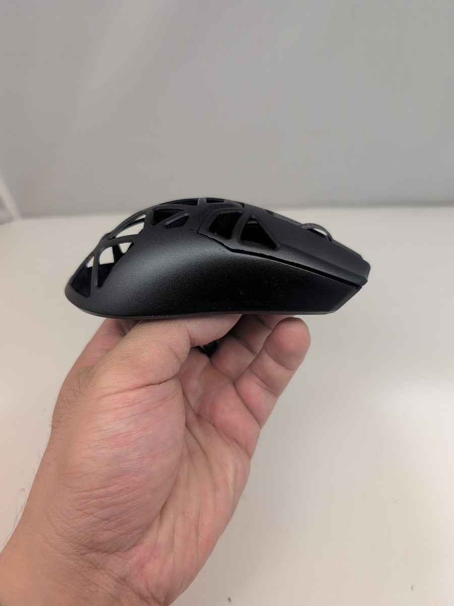 Razer Viper Mini Signature 1週間のみの出品 ゲーミングマウス】Razerのハイエンドマウス「Viper Mini