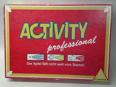 PIATNIK - ACTIVITY PROFESSIONAL - DER APFEL FÄLLT NICHT WEIT VOM STAMM
