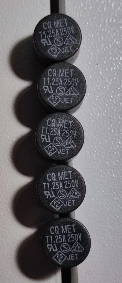 5x fusibili ritardati subminiatura radiali, 1,25A 250V, ORIGINALI CQ MET, NUOVI - Photo 1/1