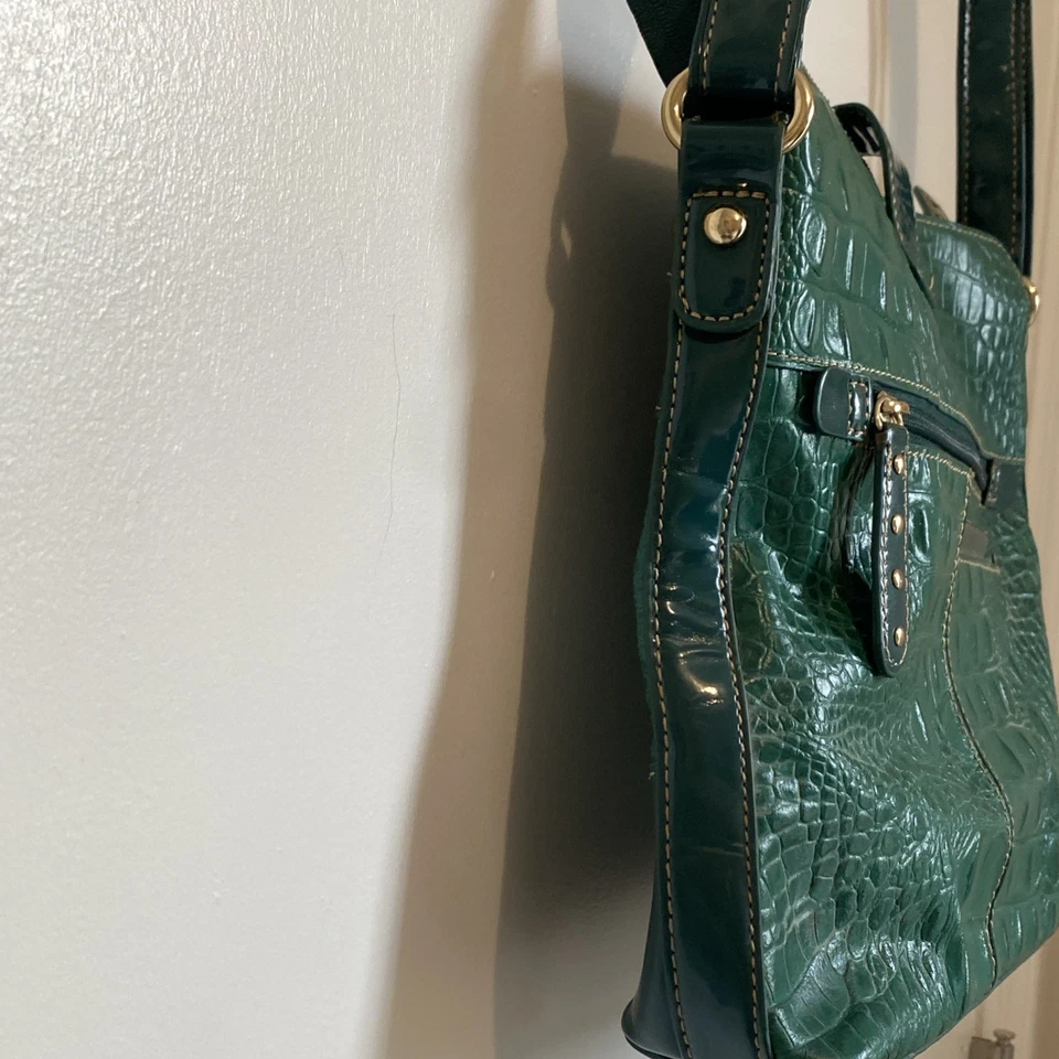 Cartera bandolera de cuero verde MC Madi Claire Foto 4 de 4