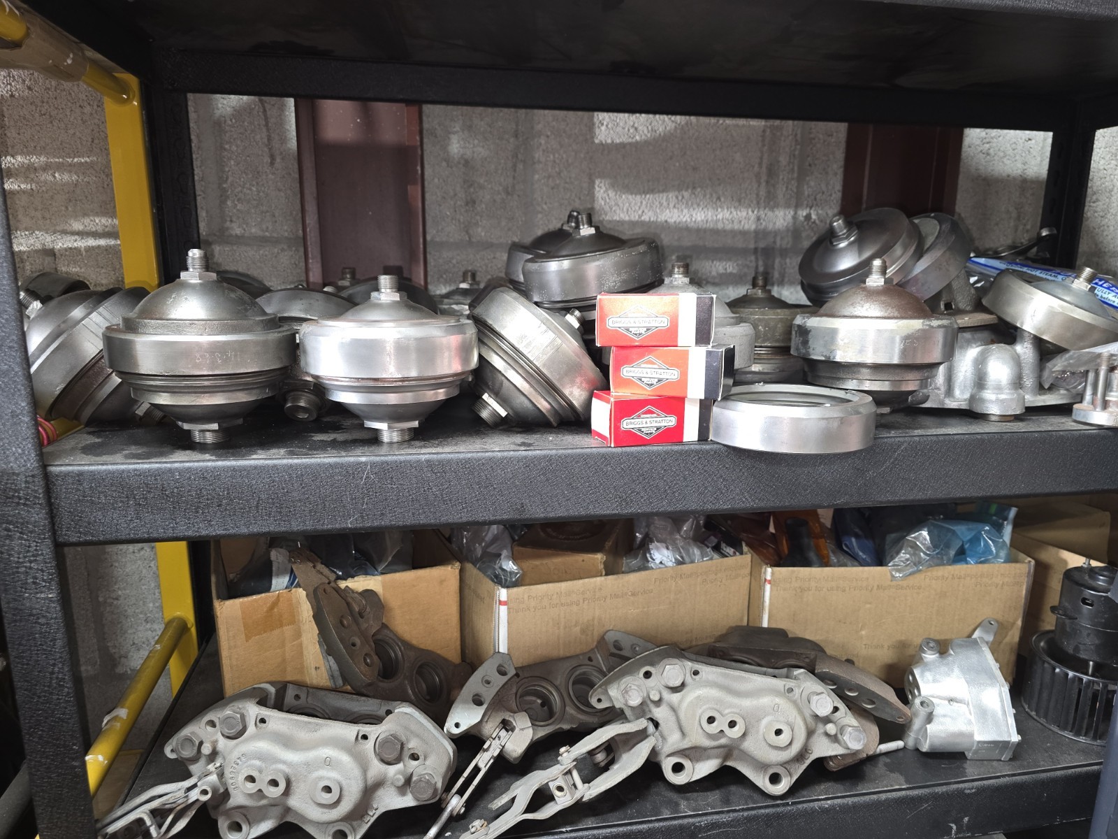 ROLLS ROYCE BENTLEY COMPLETE SET OF 4 FRONT CALIPERS SOLD OUTRIGHT 
