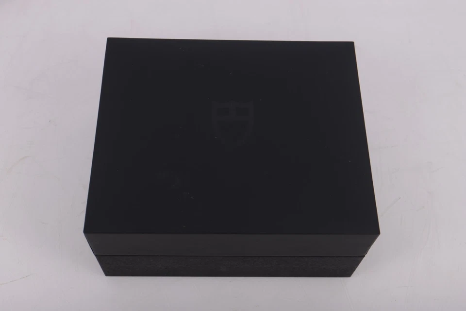 Tudor Ranger 39 mm M79950 con caja y papeles Foto 3 de 4