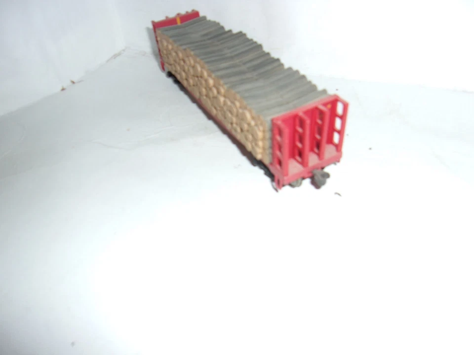 D8  (HO) Atlas-D & H  # 8054-Delaware&Hudson- Pulpwood Flat Car - Image 4 of 4
