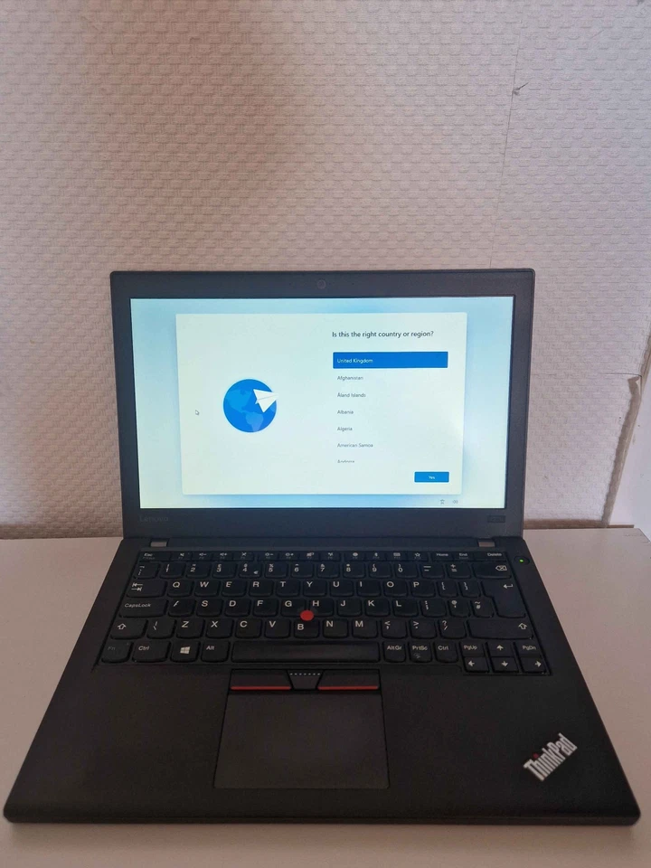 Lenovo ThinkPad X270 · i5-6200U · 8GB · 240GB, photo 1 of 5