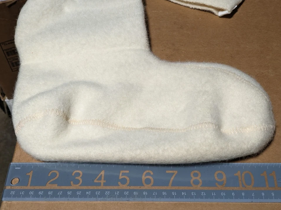 US Military Extreme Cold Weather N-1B 100% Wool Mukluk Boot Liners, MEDIUM, NEW - Image 3 of 4