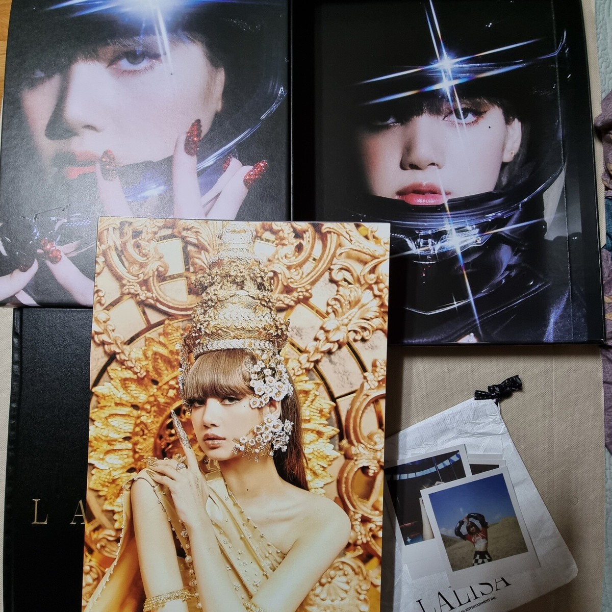 BLACK PINK LISA ] Official LISA - LALISA - PHOTOBOOK