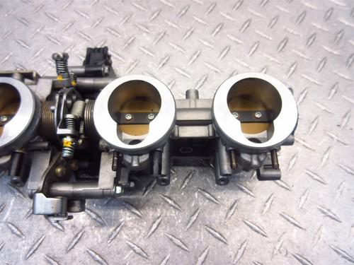 2005 05-06 Kawasaki ZR750 Z750S Throttle Body Bodies Intake No Injectors OEM - Picture 6 of 14