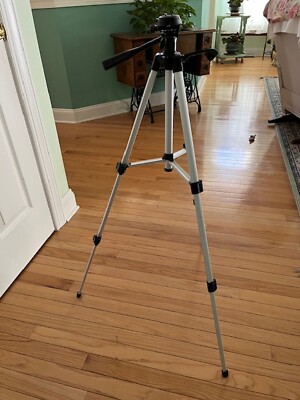 Digital Concepts TR10 50'' Camera/Camcorder Tripod