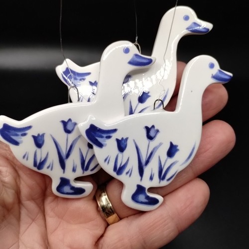 Vtg 80s Blue Delft Style Country Goose Ducks Mini Wind Chimes Porcelain Geese - Picture 8 of 18