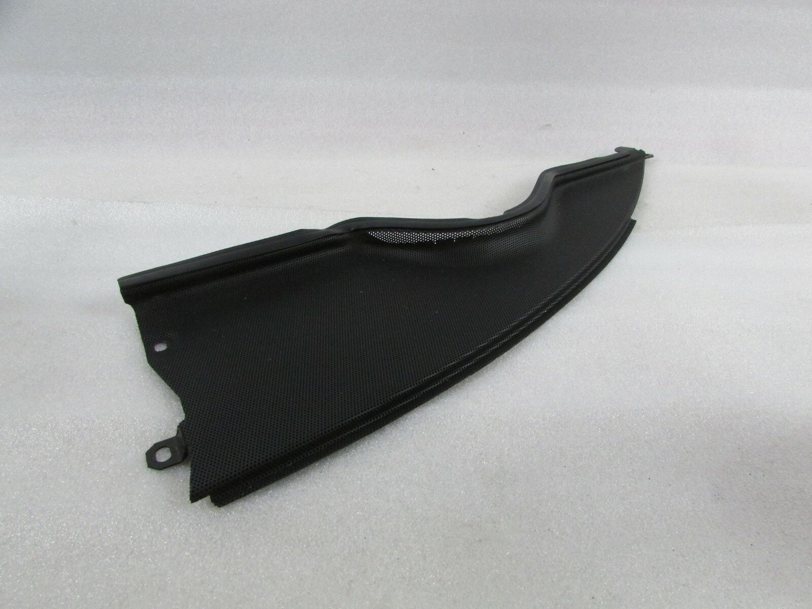 Ferrari 458 Italia, LH, Left Upper Dash Grille, P/N 82511600