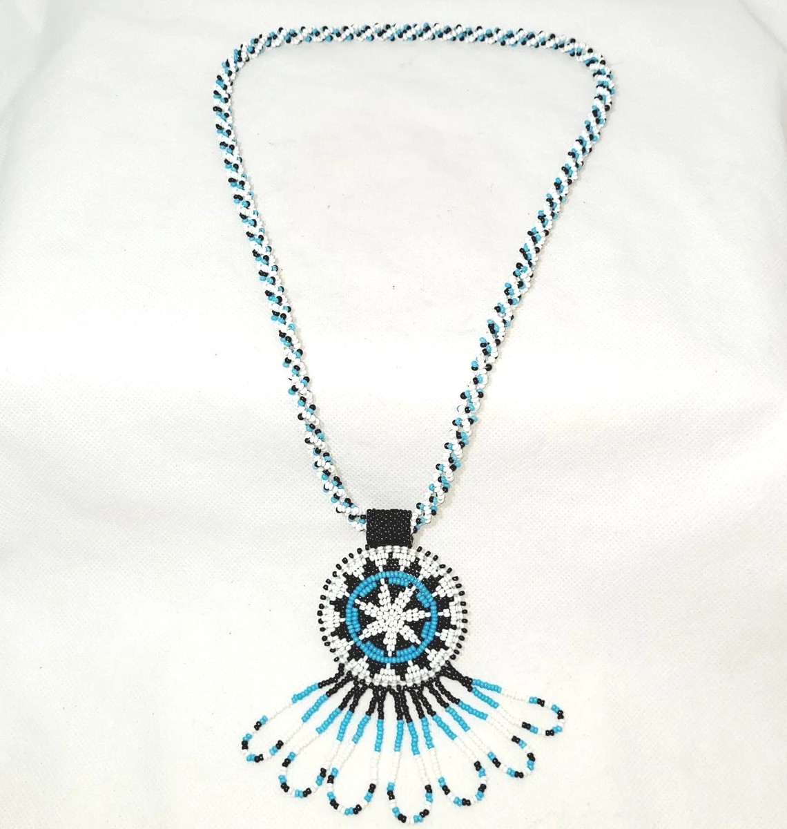 Vintage Native American Handmade Beaded/Leather Necklace/Turquois
