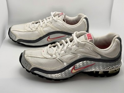 Nike Reax Run 5 Women s Size 9 White Metallic Silver Pink Running Shoes