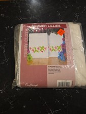 Craftways Terry Cloth Guest Towels Kit Summer Lillies Set of 2 New Sealed