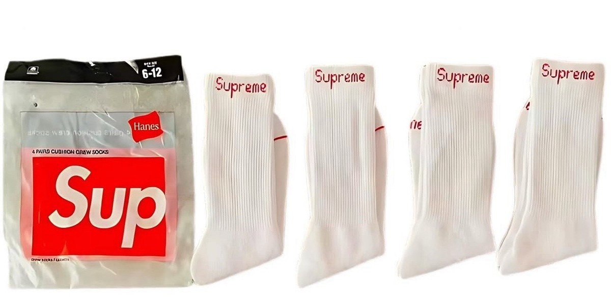 Supreme X Hanes Crew Socks - White, Pack of 4, Size 6-12 for sale
