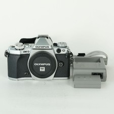 SC2421 Olympus OM-D E-M5 Mark II 16.1MP Mirrorless Camera Body Silver From JAPAN