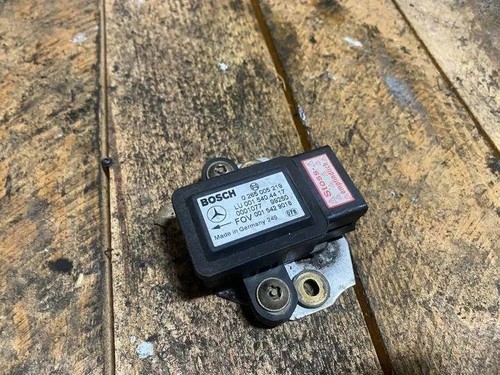 Acceleration sensor