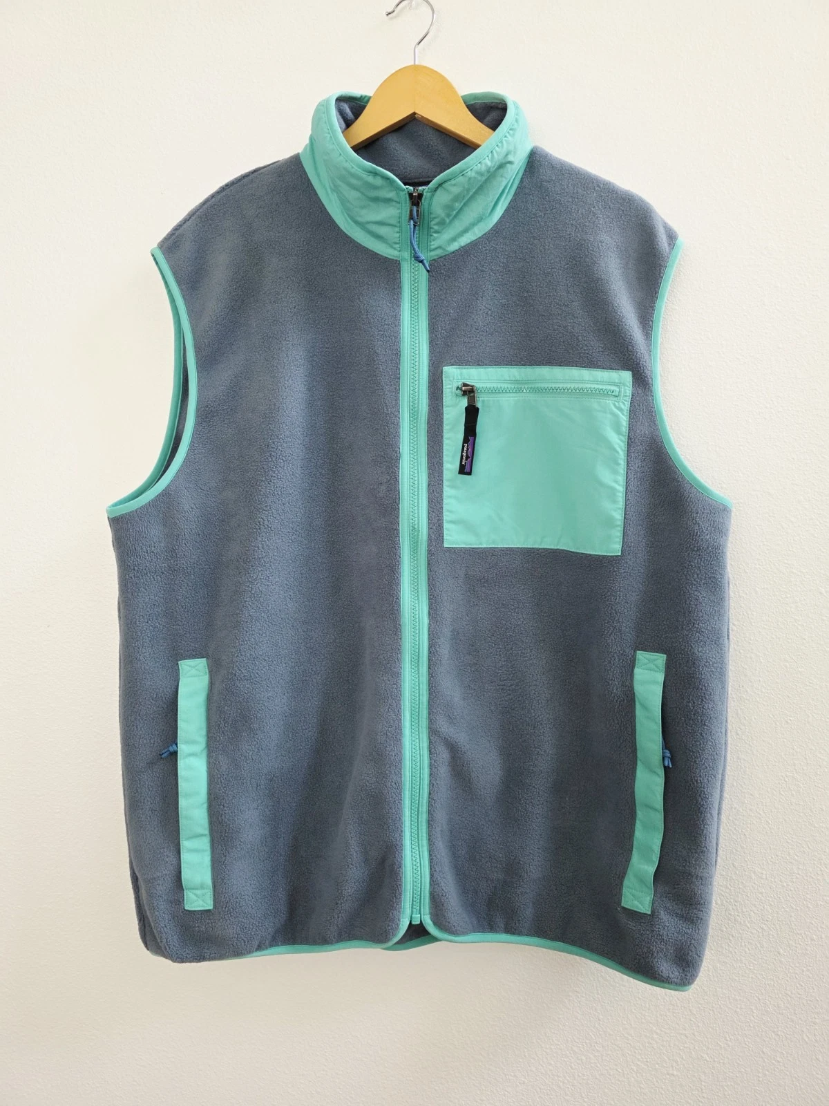 Patagonia Synchilla Fleece Vest Men’s Size XL Full Zip Blue Gray Zipper Pockets