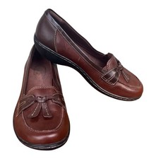 Women's Clarks Ashland Brown Leather Slip On Loafers Tassel Comfort size 7 W