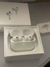 Apple AirPods Pro 3 Wireless Earbuds USB-C Charging Case Original Box Excellent