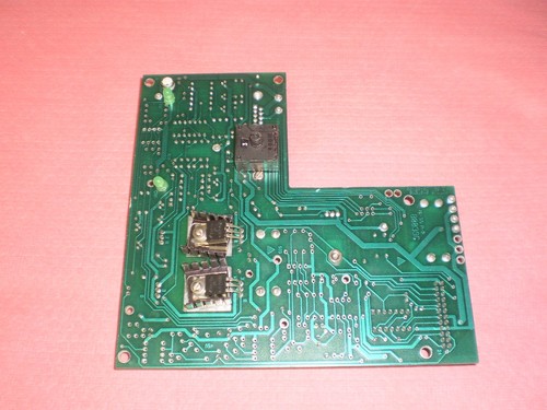 ACTIVE SYSTEMS 30-00100 3/95 80039C BOARD WAFER C-SCREEN SIG PCB - Picture 2 of 2