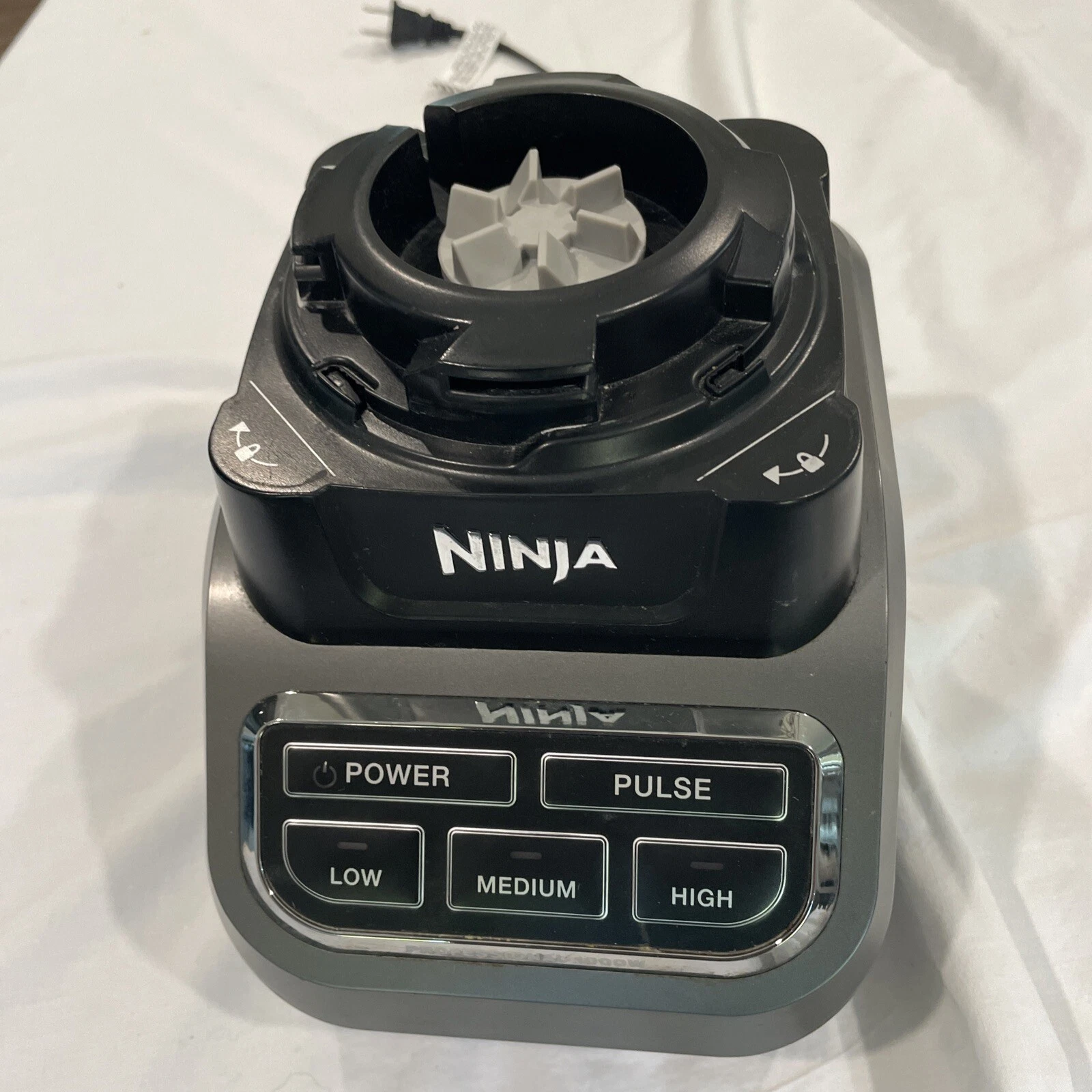 Ninja BL610-1000W Professional Blender Base Only , Clean