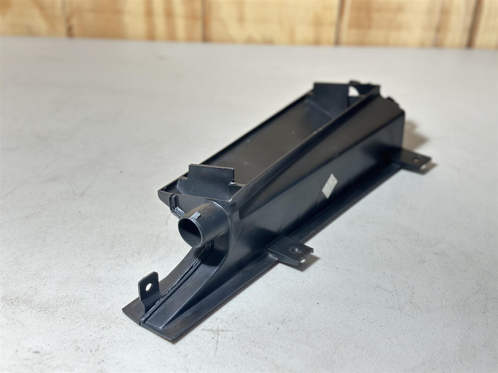 2000 Chevrolet Corvette C5 Windshield Defrost Duct OEM Interior Dash Mount