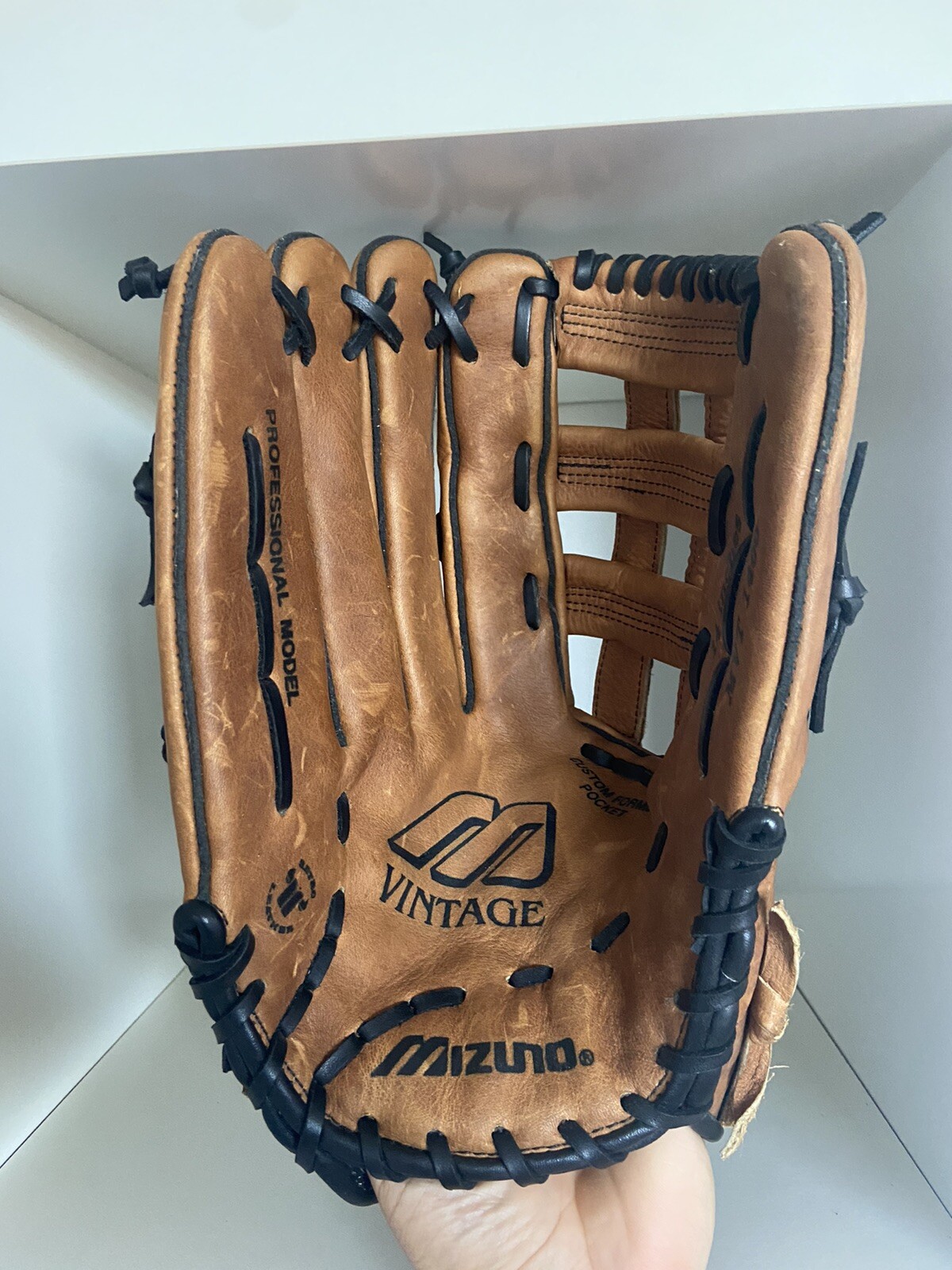 Mizuno Professional Model MVT 1400 14" Baseball Glove + Wilson A1030