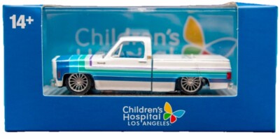 M2 MACHINES 1975 CHEVY CHEYENNE SUPER 10 SQUAREBODY CHLA CHARITY 1/2000