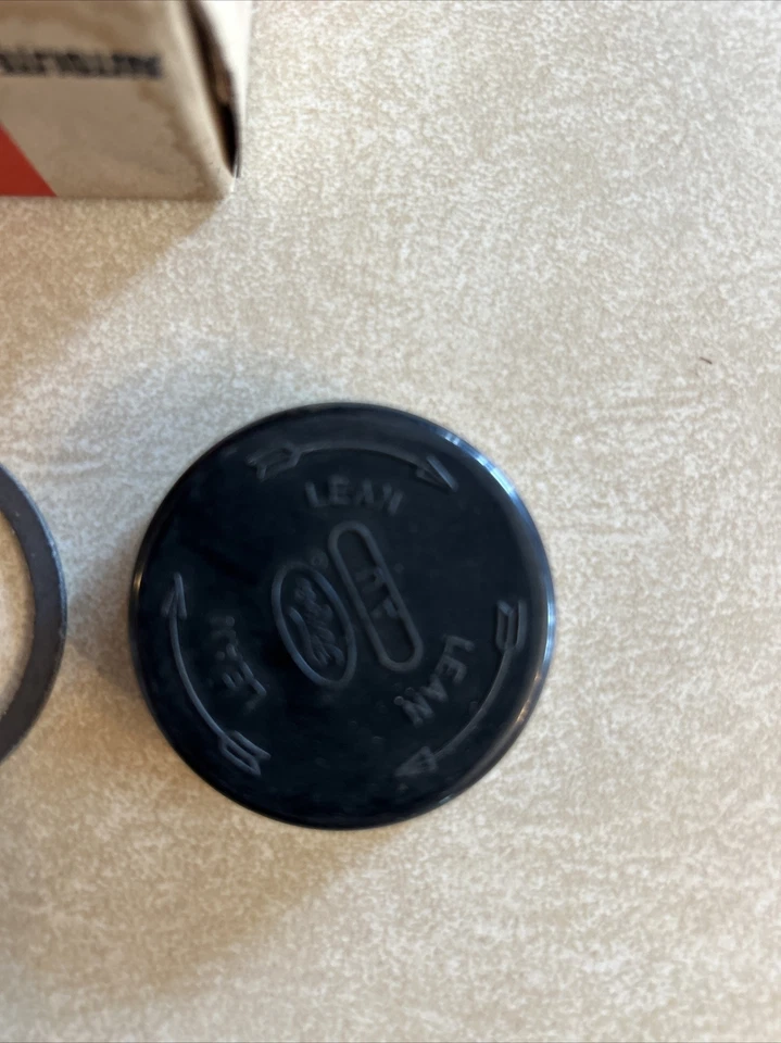 Carcasa termostato obturador Ford Galaxie Fairlane Mustang C5AZ-9848-B nuevo de stock Foto 3 de 4