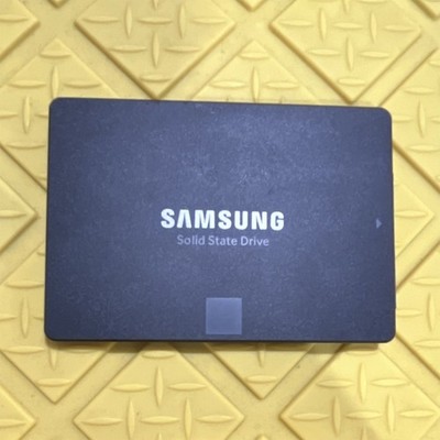 Samsung 850 EVO 250GB 2.5'' SATA III Internal SSD Black MZ-75E250 | 27 AVAILABLE 