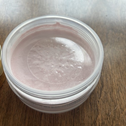 Estee Lauder Beautiful Perfumed Body Powder With Puff 1 oz. No Box Sealed NEW - Picture 3 of 5