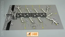 Regional Model Airport Building + Extension | 1:400 Scale | Clipper Models
