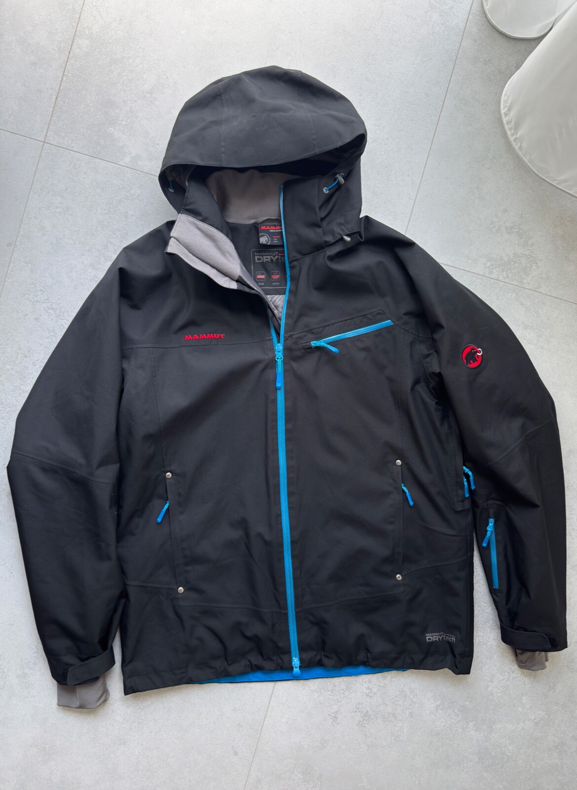 Chaqueta de esquí para hombre MAMMUT Drytech con capucha negra talla L