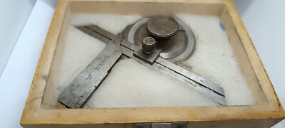 Vintage & Boxed Moore & Wright (M&W) Vernier (Bevel) Protractor No.  994