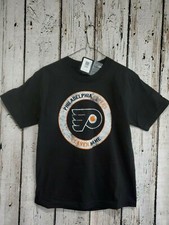 Reebok Youth Medium Philadelphia Flyers NHL Hockey Short Sv T‑Shirt Tee Shirt NW