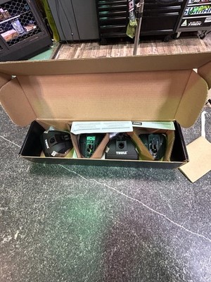 Rapid Podium  mounts from Thule. (set of 4). Brand new with box.
