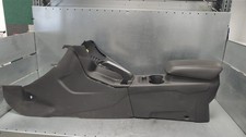 ARMLEHNE C MITTE Ford Focus 3 Wagon Combi 1.6 Ti-VCT 16V 105 (IQDC) 2012 1835223