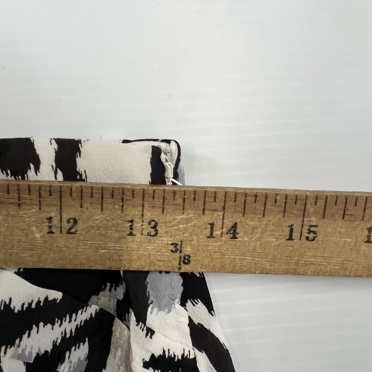 WHITE HOUSE BLACK MARKET Leopard Midi Skirt Women's Size XS Leopard image 3