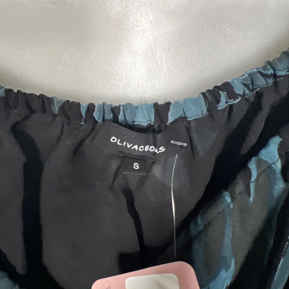 Macacão feminino Olivaceous novo com etiquetas estampa de folhas tamanho pequeno preto e azul-petróleo - Imagem 2 de 4