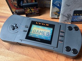 Vintage 1989 ATARI LYNX PAG-0200 Handheld Game Console + 6 Games + Boxes