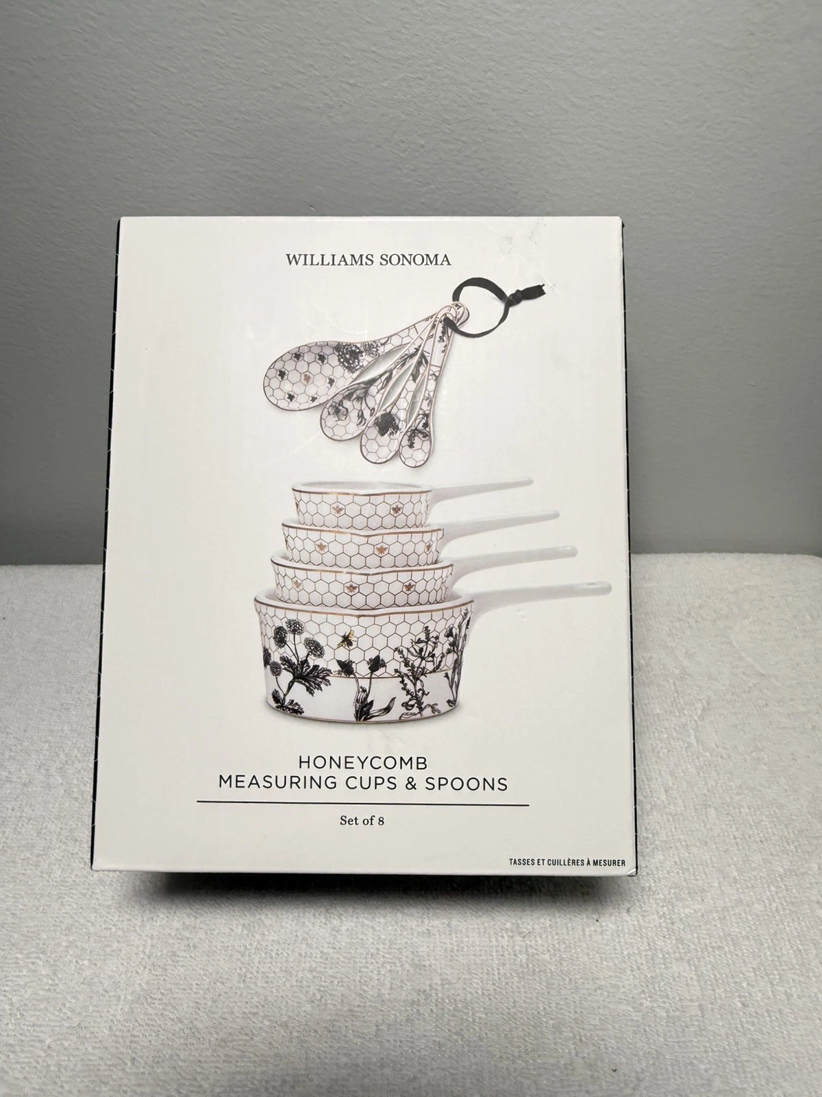 Williams Sonoma Honeycomb Measuring Cups & Spoons Set of 8 NIB New In Box
Opens in a new window or t