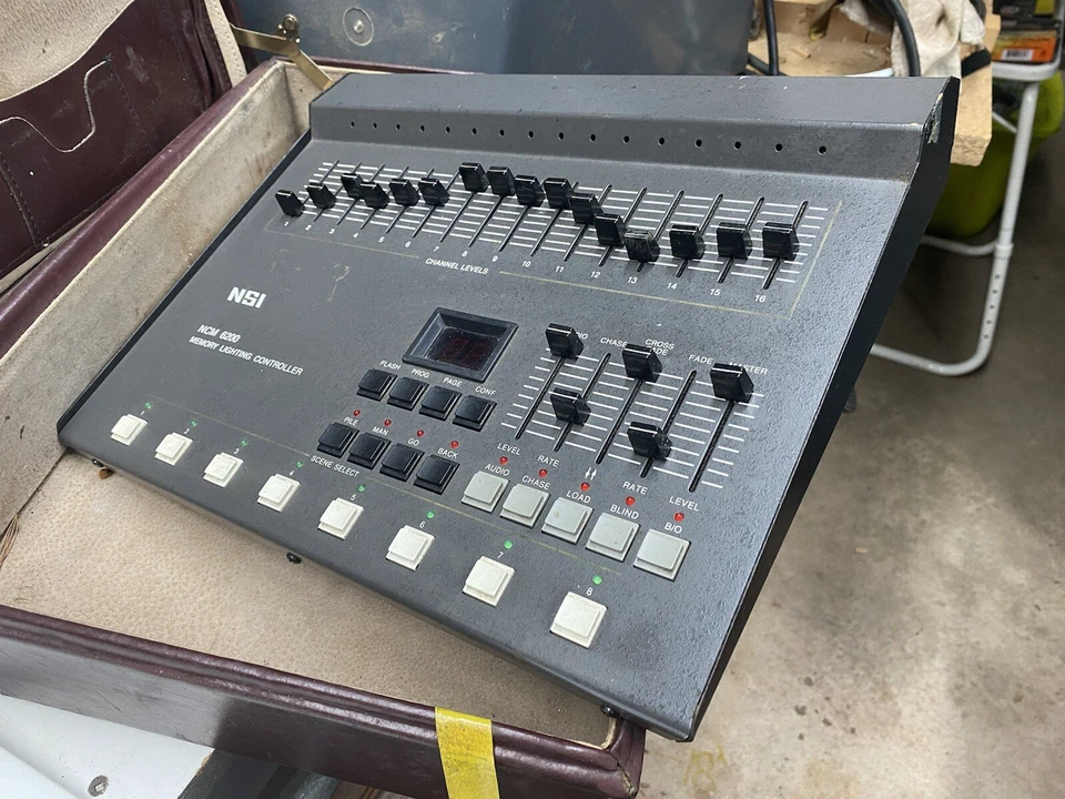 NSI 6200 Light Controller  - Image 2 of 4