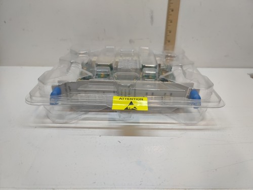 Juniper PD-4OC192-SON-XFP 710-013264 Four line-rate OC-192c/ STM-64 IPUIA01MTA - Picture 5 of 10