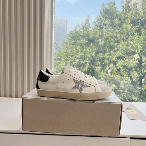 Fresh 2025 Collection: Golden Goose Super-Star White Leather Low Top Boardwear - Picture 3 of 10