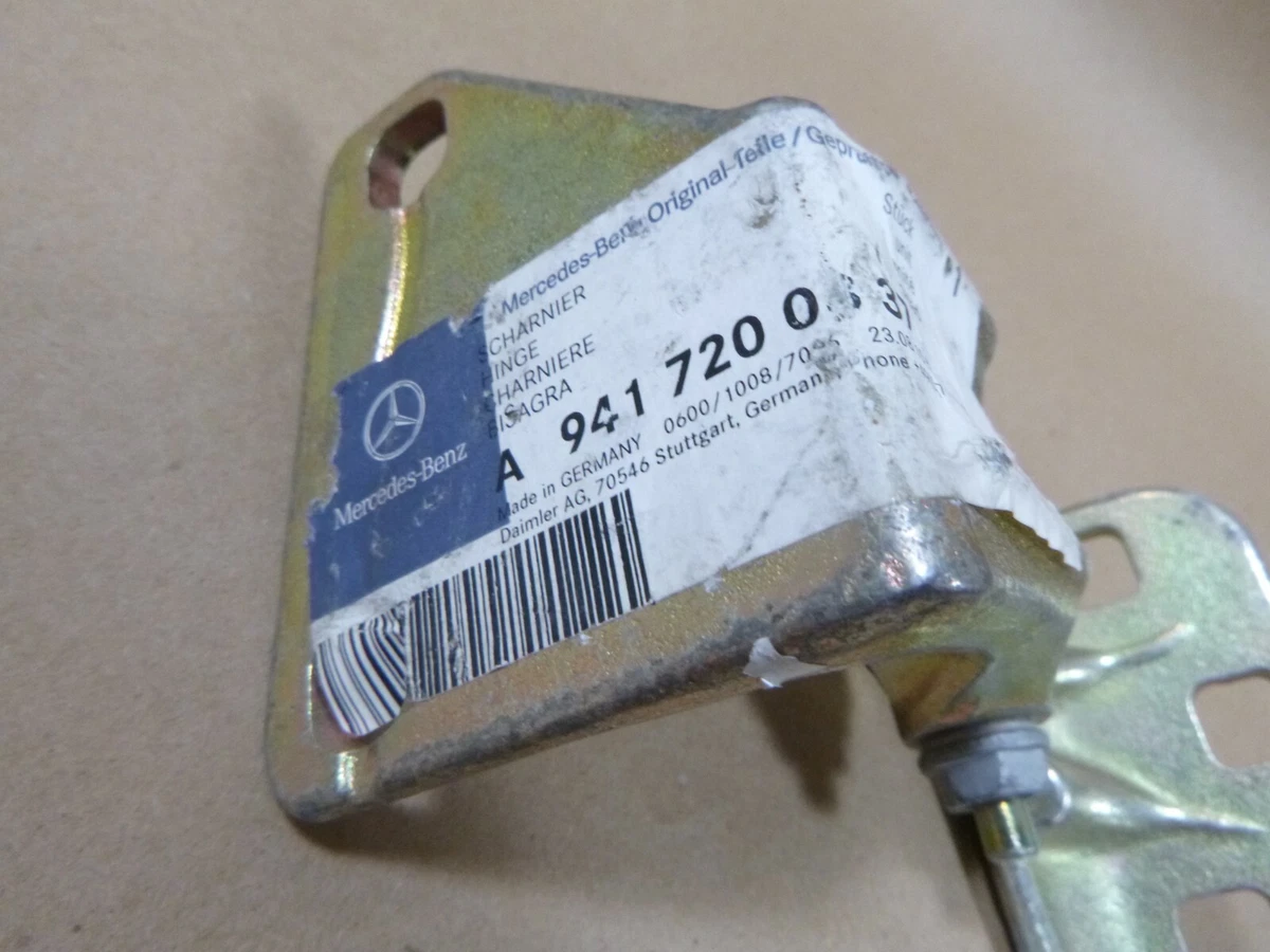 GENUINE OEM MERCEDES BENZ A9417200337 DOOR HINGE A 941 720 03 37 